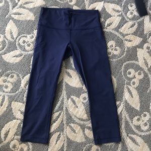 Wunder under high rise crop